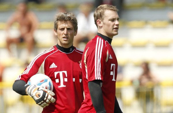 在赛场上保 在赛场上保