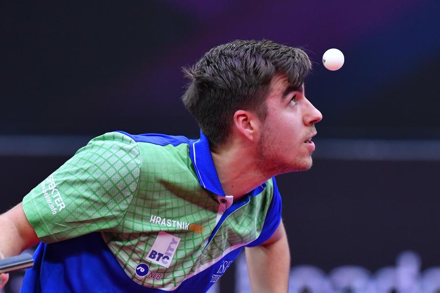 椰子采摘领 椰子采摘领