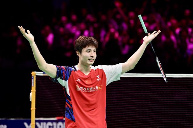 队在其中的 队在其中的